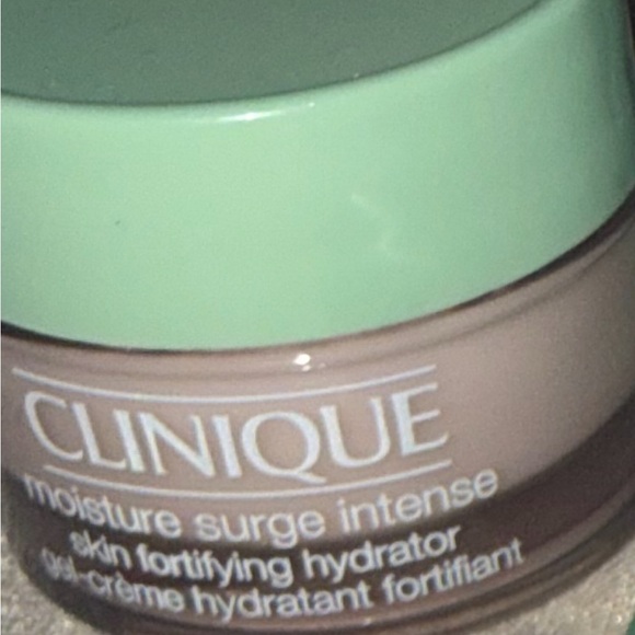 Clinique Eyeshadow Palette tan and Peach Shades see pics for additional details - Picture 4 of 6